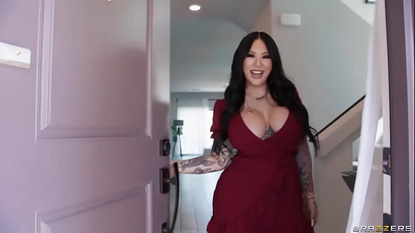 I Need Privacy! Except In The Shower.Connie Perignon / Brazzers/Enter promo code xvpromo at checkout