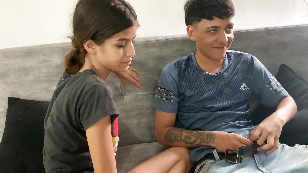 Playing at home with my stepsister ends up in a fuck