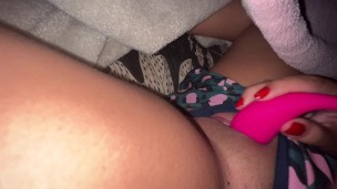 masturbates at dawn!! THIS TOY GOT HER PANTYHES WET VERY QUICKLY💙💙